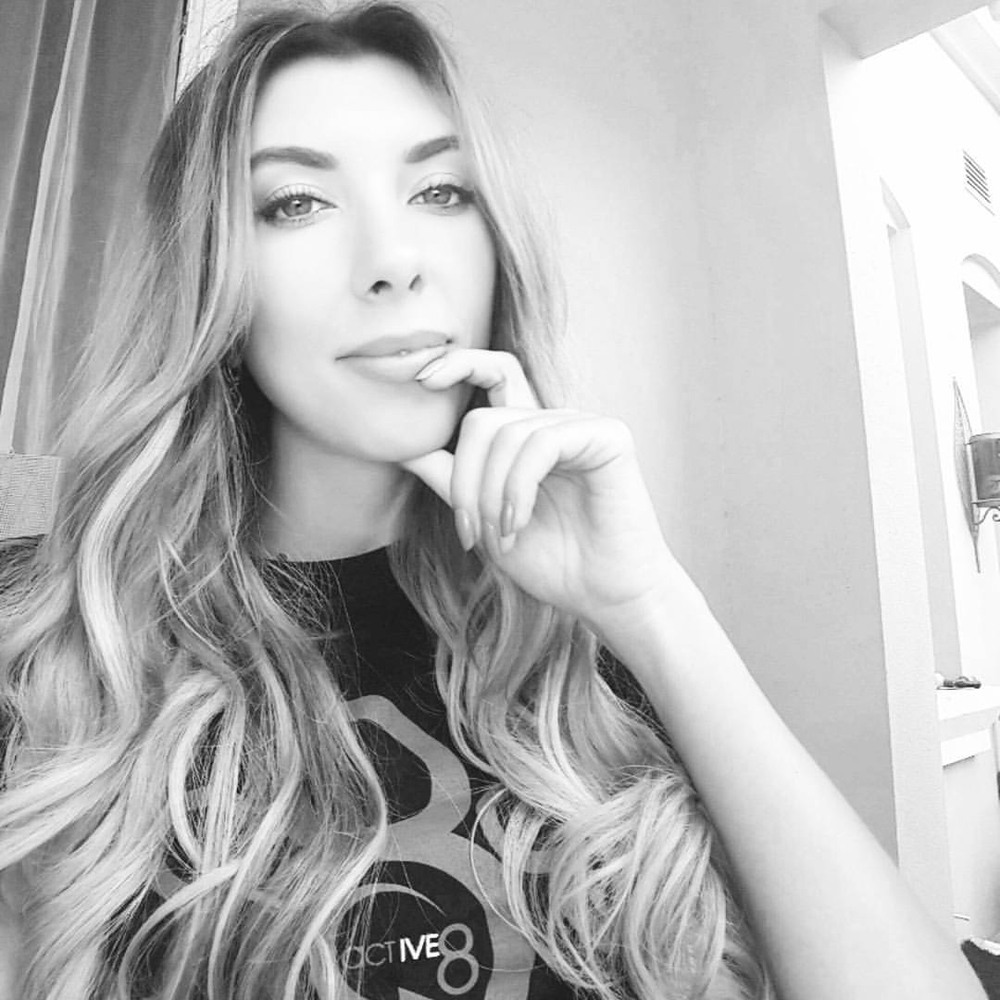 Meet your Posher, Yasa